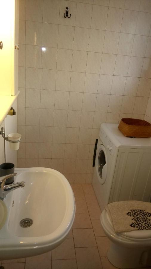 Phoeve Apt-Lovely 1-Br Rental Near The Beach Kalathas Exteriér fotografie