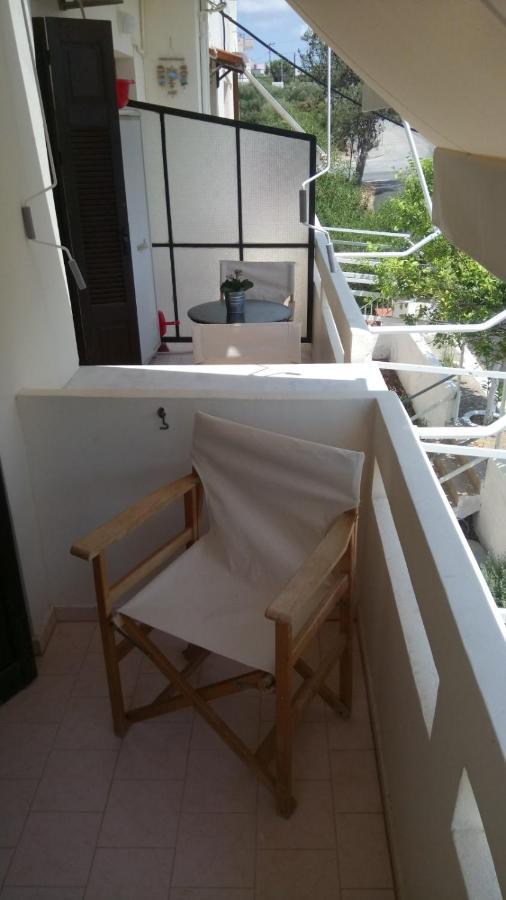Phoeve Apt-Lovely 1-Br Rental Near The Beach Kalathas Exteriér fotografie