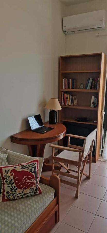 Phoeve Apt-Lovely 1-Br Rental Near The Beach Kalathas Exteriér fotografie